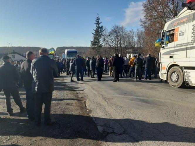 Продаж української землі іноземцям - дорога в нікуди? Що говорять експерти і що робити аграріям, фото №1 на сайті 20minut.ua