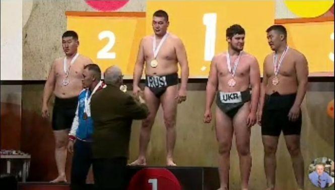 Вінничанин Даіаурі Важа привіз з Кубка Європи з сумо золото та бронзу, фото №1 на сайті 20minut.ua