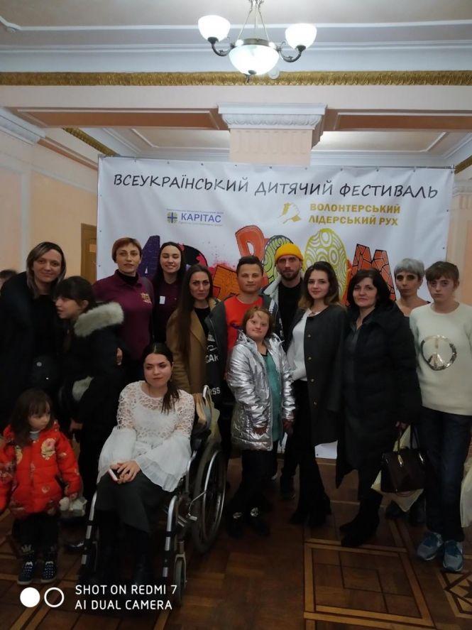 Як це – виховувати дитину з синдромом Дауна. Історія Оленки, яка розуміє, що вона особлива, фото №2 на сайті 20minut.ua