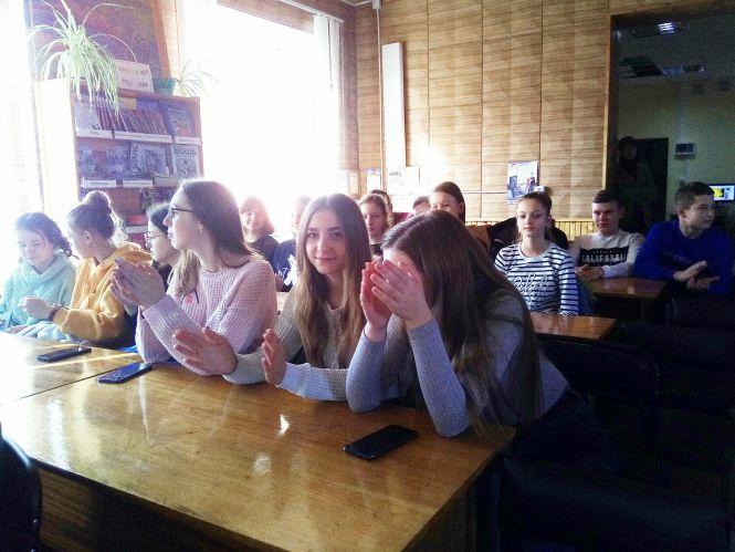 Новини Козятина - фото з Читали гуморески Остапа Вишні Читали гуморески Остапа Вишні, фото №2 на сайті 20minut.ua