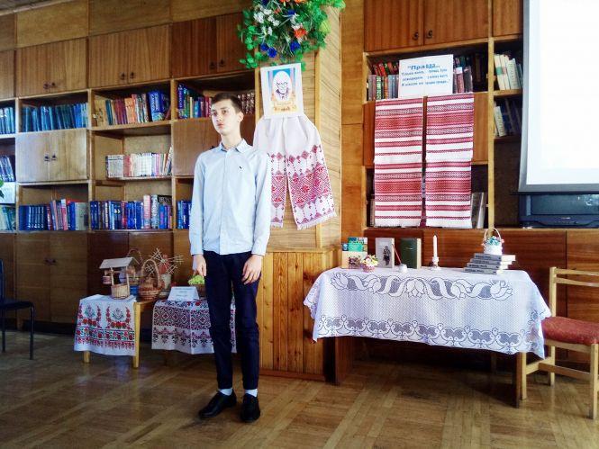 Новини Козятина - фото з Читали гуморески Остапа Вишні Читали гуморески Остапа Вишні, фото №5 на сайті 20minut.ua