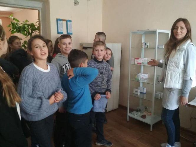 Новини Козятина - фото з Пізнавальна екскурсія до ФАПу для шестикласників Пізнавальна екскурсія до ФАПу для шестикласників, фото №1 на сайті 20minut.ua
