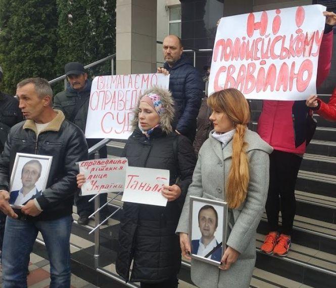 Питання повернення на службу звільненого за негативом Пивовара вирішать в «міліцейський день», фото №5 на сайті 20minut.ua