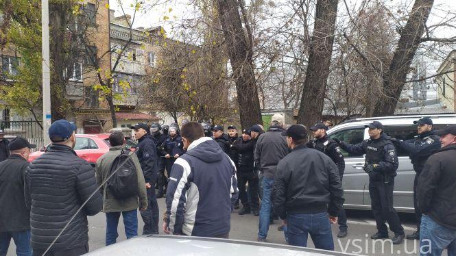 Масові сутички та вибухи під судом у Хмельницькому. Що там відбувалося (ФОТО, ВІДЕО), фото №4 на сайті vsim.ua