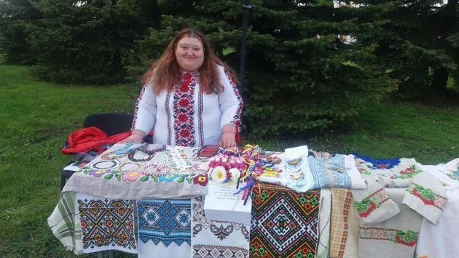 Новини Тернополя - фото з Вишивальниця з Тернопільщини зібрала унікальну колекцію наперстків зі всього світу Вишивальниця з Тернопільщини зібрала унікальну колекцію наперстків зі всього світу, фото №1 на сайті 20minut.ua