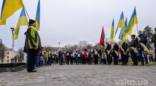 Новини Хмельницького - фото з Із хрестом на спині: у Хмельницькому відбулася “Хода пам’яті” Із хрестом на спині: у Хмельницькому відбулася “Хода пам’яті”, фото №4 на сайті vsim.ua