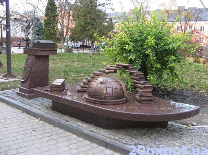 У Тернополі тепер є мініатюрні площа Ринок та  Велика синагога, фото №1 на сайті 20minut.ua