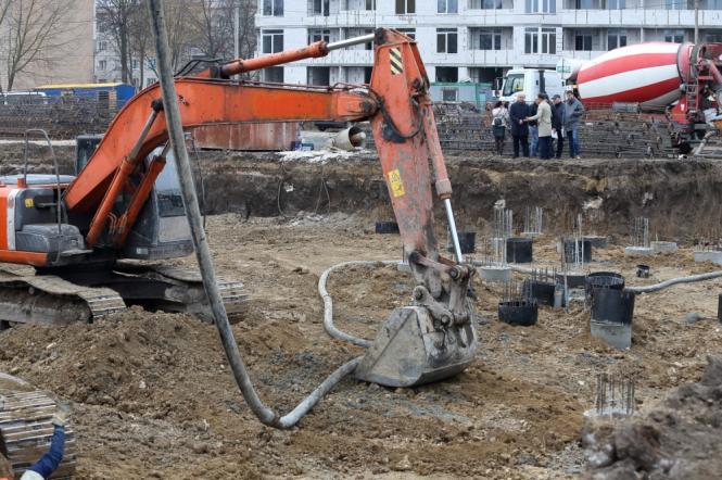 На проспекті Злуки розпочали будувати "Палац спорту", фото №3 на сайті 20minut.ua