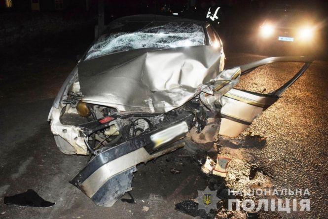 Смертельна ДТП: у Могилів-Подільському лоб у лоб зіткнулись мікроавтобус та легковик, фото №2 на сайті 20minut.ua