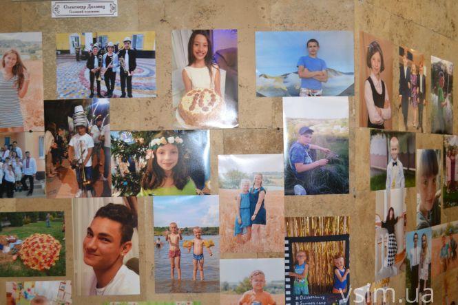 Іграшкові будиночки та дитячі фото: яким був форум для сиріт у Хмельницькому (ФОТО, ВІДЕО), фото №3 на сайті vsim.ua