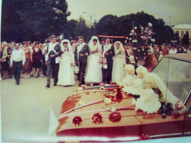 Новини Вінниці - фото з «Як тебе звати?» Історія трьох братів-близнюків, яких у дитинстві не міг упізнати навіть батько «Як тебе звати?» Історія трьох братів-близнюків, яких у дитинстві не міг упізнати навіть батько, фото №4 на сайті 20minut.ua