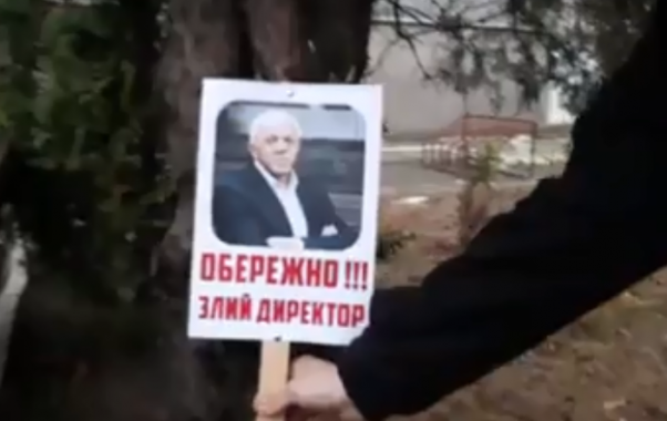 Новини Хмельницького - фото з Хмельницький чиновник, який тягнув за машиною собаку, розповів свою версію подій Хмельницький чиновник, який тягнув за машиною собаку, розповів свою версію подій, фото №9 на сайті vsim.ua