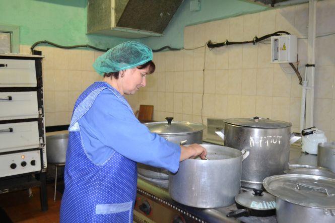 Харчування за мільйон: як годують в Хмельницькому міському перинатальному центрі, фото №2 на сайті vsim.ua