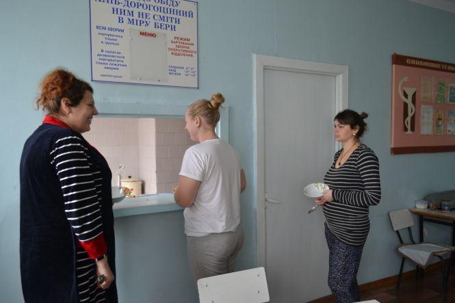 Харчування за мільйон: як годують в Хмельницькому міському перинатальному центрі, фото №4 на сайті vsim.ua