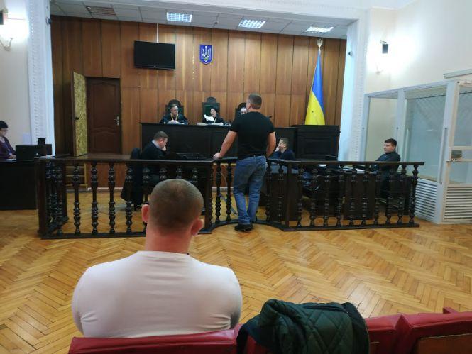 «Він на волі, а я сидів!» Справа могилів-подільських «розборок» знов у вінницькому суді, фото №2 на сайті 20minut.ua