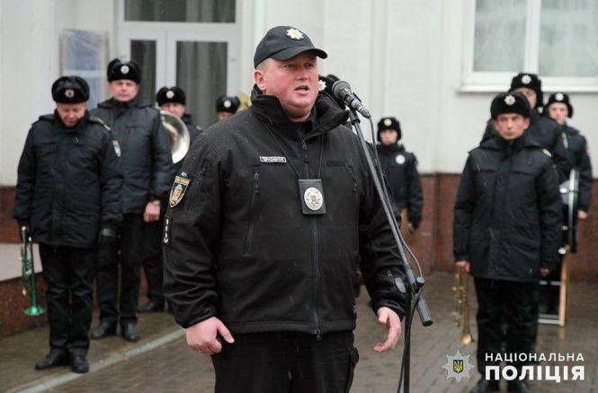 Новини Хмельницького - фото з Плюс 16: у Хмельницькому нові полісмени склали присягу (ФОТО)