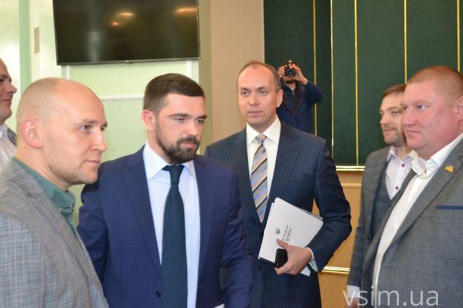 Новини Хмельницького - фото з Яким було представлення нового голови Хмельницької ОДА Дмитра Габінета (ФОТО, ВІДЕО) Яким було представлення нового голови Хмельницької ОДА Дмитра Габінета (ФОТО, ВІДЕО), фото №9 на сайті vsim.ua