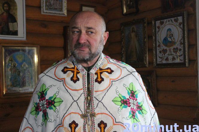 Новини Тернополя - фото з Їх об’єднала війна та кохання: у Тернополі обвінчались військовий та волонтерка Їх об’єднала війна та кохання: у Тернополі обвінчались військовий та волонтерка, фото №2 на сайті 20minut.ua