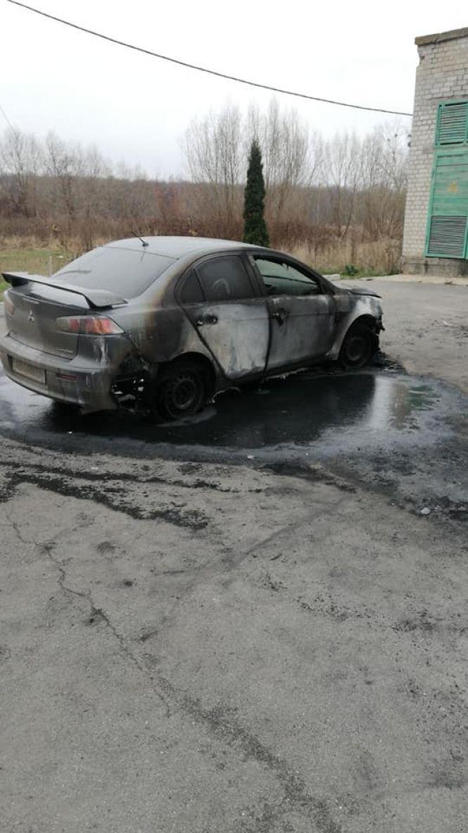 Новини Вінниці - фото з На Зулінського цієї ночі горіло три авто. За фактом підпалу відкрито провадження На Зулінського цієї ночі горіло три авто. За фактом підпалу відкрито провадження, фото №2 на сайті 20minut.ua