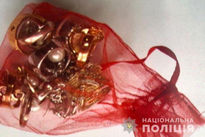 Затримали групу крадіїв, причетних до квартирної крадіжки у Тернополі, фото №1 на сайті 20minut.ua