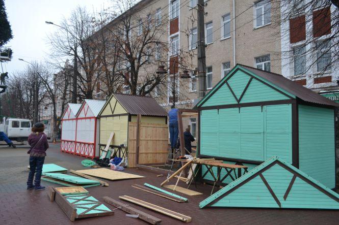Фото дня: як центр Хмельницького готують до новорічних свят, фото №3 на сайті vsim.ua