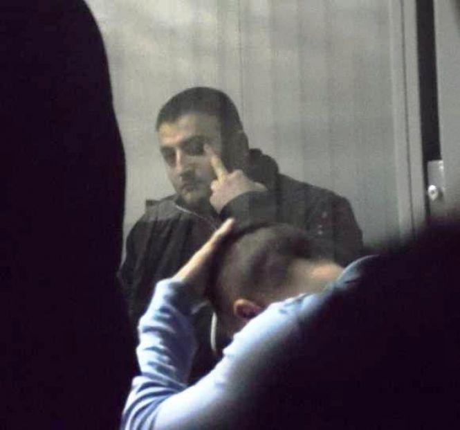 Новини Вінниці - фото з Ніяк не досудять. У розшуку Давид Григорян, що в 2015-му застрелив двох на Барському шосе Ніяк не досудять. У розшуку Давид Григорян, що в 2015-му застрелив двох на Барському шосе, фото №3 на сайті 20minut.ua