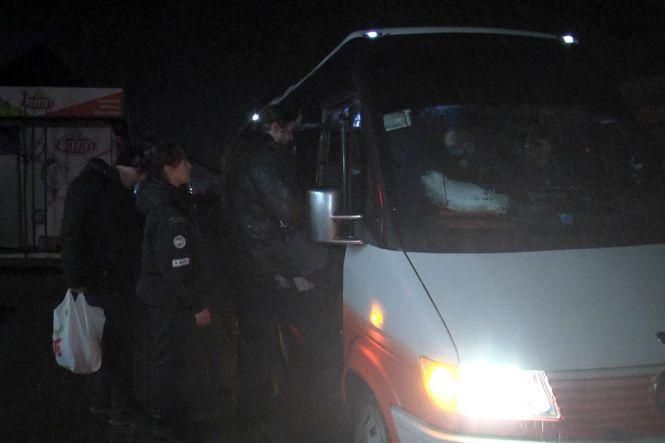 Новини Хмельницького - фото з У центрі Старокостянтинова сталася масштабна пожежа: евакуювали два десятка людей (ФОТО, ВІДЕО) У центрі Старокостянтинова сталася масштабна пожежа: евакуювали два десятка людей (ФОТО, ВІДЕО), фото №1 на сайті vsim.ua