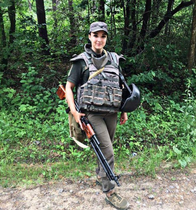 «Дивлюся, стоїть красива дівчина з кулеметом…» Історія кохання двох нацгвардійців, фото №1 на сайті 20minut.ua