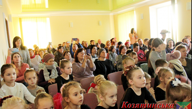 Новини Козятина - фото з «Свято першокласника» в музичній школі: родину поповнило 80 учнів «Свято першокласника» в музичній школі: родину поповнило 80 учнів, фото №3 на сайті 20minut.ua