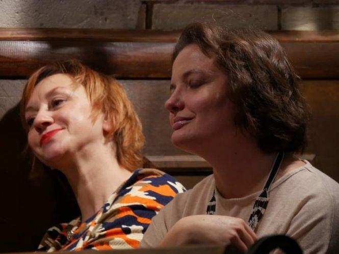 Новини Вінниці - фото з «Будемо жити!» Волонтерка, чий роман рекомендує ВВС, у суботу у Вінниці покаже свою «Доцю» «Будемо жити!» Волонтерка, чий роман рекомендує ВВС, у суботу у Вінниці покаже свою «Доцю», фото №4 на сайті 20minut.ua