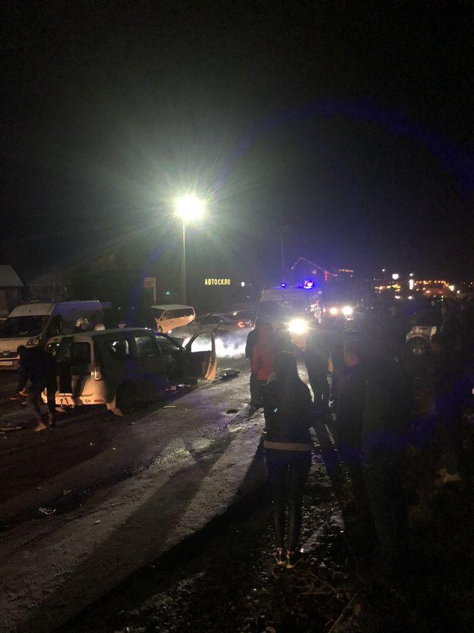 Новини Тернополя - фото з Неподалік Гаївського серйозна аварія. Один з водіїв загинув на місці пригоди Неподалік Гаївського серйозна аварія. Один з водіїв загинув на місці пригоди, фото №2 на сайті 20minut.ua