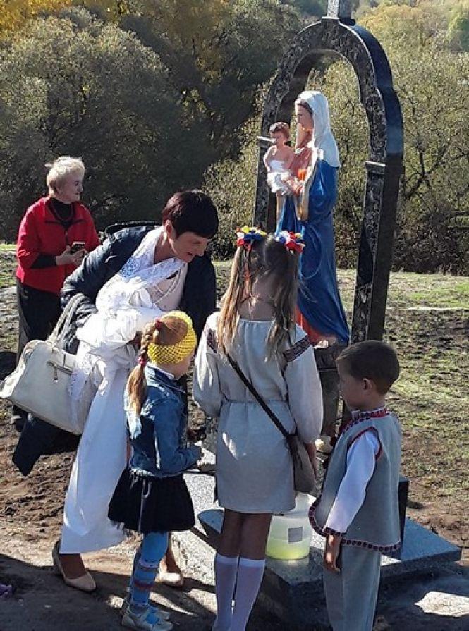 Новини Вінниці - фото з «Це було як сон». Дитина з багатодітної родини стала «обличчям» видавничого дому «Моя Вінниччина» «Це було як сон». Дитина з багатодітної родини стала «обличчям» видавничого дому «Моя Вінниччина», фото №5 на сайті 20minut.ua