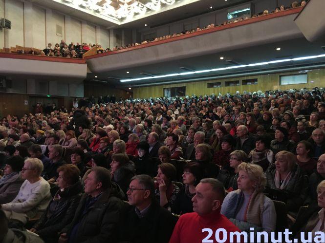 “Дякую за поради, критику та звинувачення”: про що звітував міський голова перед тернополянами, фото №1 на сайті 20minut.ua