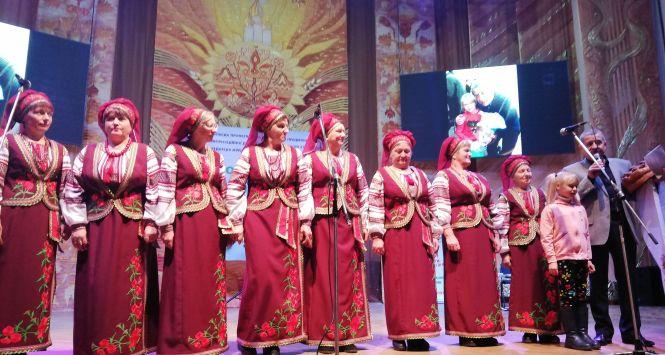 Новини Вінниці - фото з «Це було як сон». Дитина з багатодітної родини стала «обличчям» видавничого дому «Моя Вінниччина» «Це було як сон». Дитина з багатодітної родини стала «обличчям» видавничого дому «Моя Вінниччина», фото №1 на сайті 20minut.ua