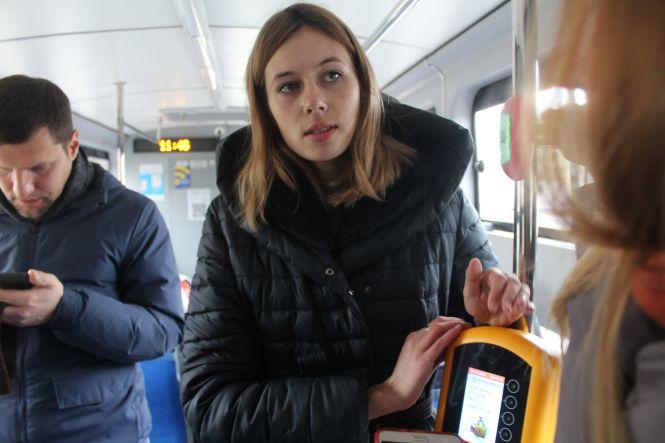 Новини Вінниці - фото з Як платити «Карткою вінничанина» у транспорті? Тест-драйв системи Як платити «Карткою вінничанина» у транспорті? Тест-драйв системи, фото №10 на сайті 20minut.ua