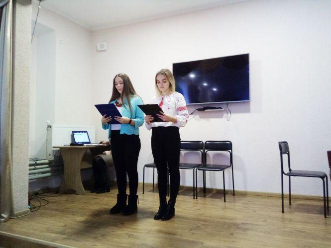 Новини Козятина - фото з Юний «Дзідзьо», народні пісні і сучасні танці. У терцентрі провели концерт Юний «Дзідзьо», народні пісні і сучасні танці. У терцентрі провели концерт, фото №5 на сайті 20minut.ua