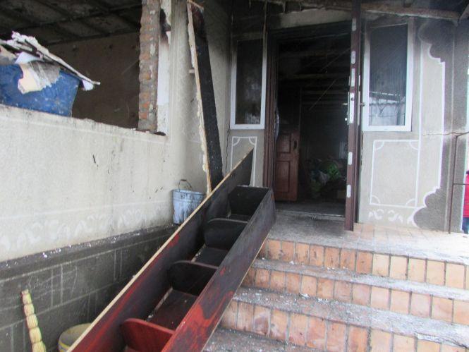 Новини Козятина - фото з В селі Козятин у подружжя Миколюків обгоріла хата. Просять допомогти В селі Козятин у подружжя Миколюків обгоріла хата. Просять допомогти, фото №5 на сайті 20minut.ua