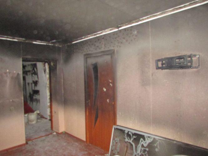 Новини Козятина - фото з В селі Козятин у подружжя Миколюків обгоріла хата. Просять допомогти В селі Козятин у подружжя Миколюків обгоріла хата. Просять допомогти, фото №3 на сайті 20minut.ua