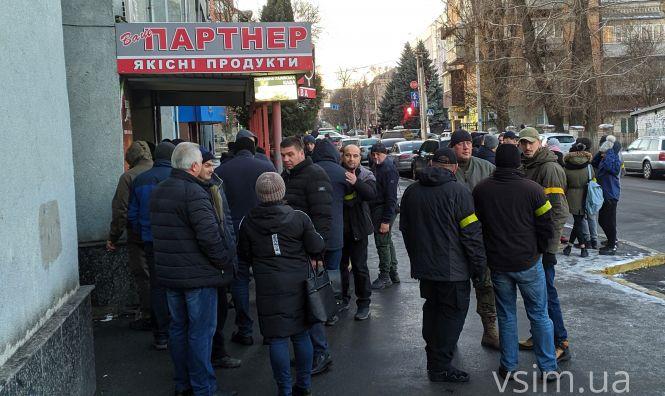 Новини Хмельницького - фото з Побиття АТОвця у Хмельницькому: потерпілий назвав причину Побиття АТОвця у Хмельницькому: потерпілий назвав причину, фото №3 на сайті vsim.ua