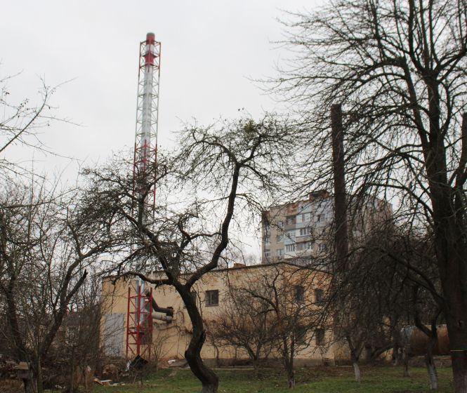 Новини Вінниці - фото з «Як тільки вітер до нас – хоч з квартири тікай». Котельня в санаторії на Коріатовичів  димить у вікна сусідам «Як тільки вітер до нас – хоч з квартири тікай». Котельня в санаторії на Коріатовичів  димить у вікна сусідам, фото №3 на сайті 20minut.ua