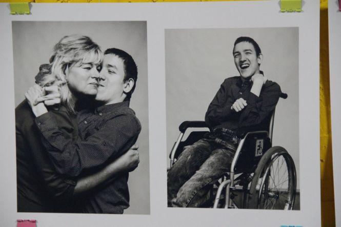 Новини Вінниці - фото з Унікальні історії людей з інвалідністю. У «Квадраті» презентували фотовиставку Я і місто Унікальні історії людей з інвалідністю. У «Квадраті» презентували фотовиставку Я і місто, фото №2 на сайті 20minut.ua