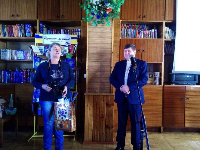 Новини Козятина - фото з «Стежками Тимка Падури»: як знахідка на кладовищі вилилася у велике дослідження «Стежками Тимка Падури»: як знахідка на кладовищі вилилася у велике дослідження, фото №7 на сайті 20minut.ua