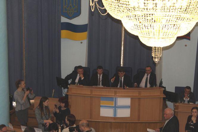 Новини Вінниці - фото з Анатолій Олійник: «Бюджет області прийматимемо на оголених нервах» (Прес-служба Вінницької обласної Ради) Анатолій Олійник: «Бюджет області прийматимемо на оголених нервах» (Прес-служба Вінницької обласної Ради), фото №1 на сайті 20minut.ua