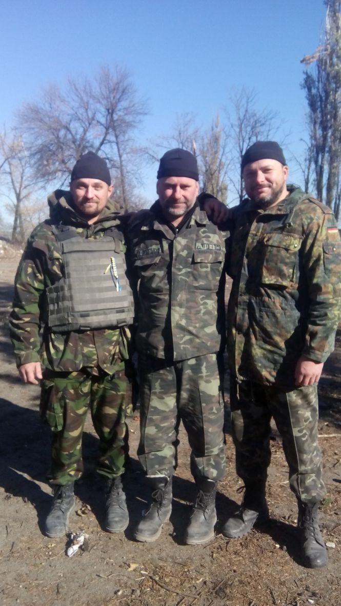 Новини Вінниці - фото з Три бойові історії вінничан: граната в БТР, «Дика качка» на Зеніті, несподівана зустріч на «нулі» Три бойові історії вінничан: граната в БТР, «Дика качка» на Зеніті, несподівана зустріч на «нулі», фото №10 на сайті 20minut.ua