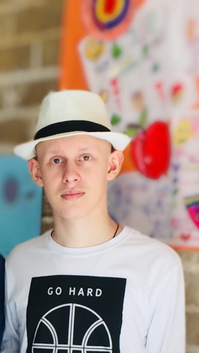 "Зробили операцію і запевнили, що це не онкологія. Наслідки були страшними": 14-річний Стас бореться із раком, фото №1 на сайті 20minut.ua