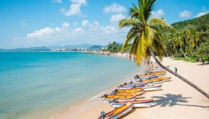 Санта на піску чи шопінг у Парижі. Вінничани розповіли про свій екзотичний Новий рік, фото №7 на сайті 20minut.ua