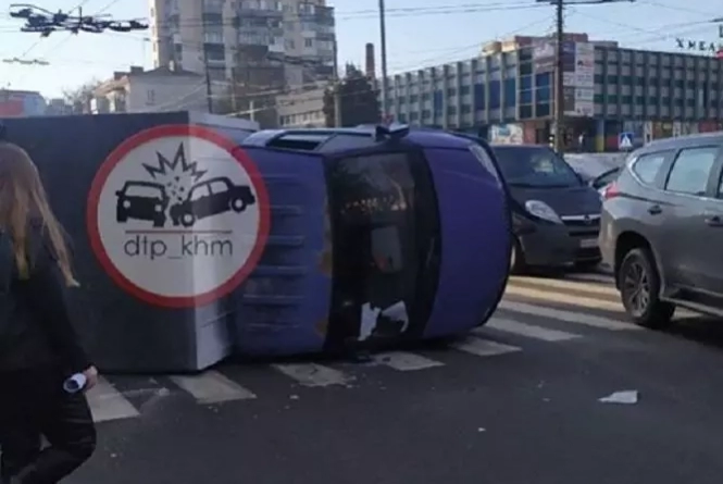 Що відбувалося на дорогах Хмельницького 2—8 грудня (ФОТО), фото №1 на сайті vsim.ua