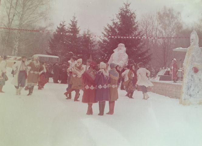 Новини Хмельницького - фото з Як хмельничани розважалися взимку десятки років тому (ФОТО) Як хмельничани розважалися взимку десятки років тому (ФОТО), фото №23 на сайті vsim.ua