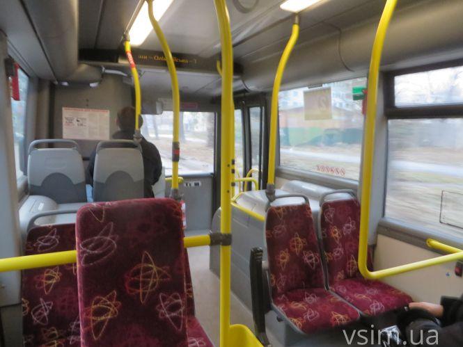 На маршрут №2 виїхали нові автобуси. Як вони виглядають всередині (ФОТО, ВІДЕО), фото №7 на сайті vsim.ua