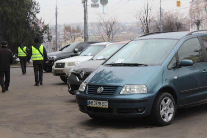 Новини Вінниці - фото з Поки без штрафів. Запустили службу, яка має навести лад на парковках Поки без штрафів. Запустили службу, яка має навести лад на парковках, фото №3 на сайті 20minut.ua